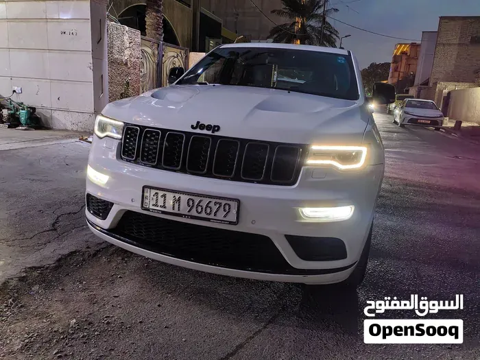 Jeep Grand Cherokee 2021 photo 2