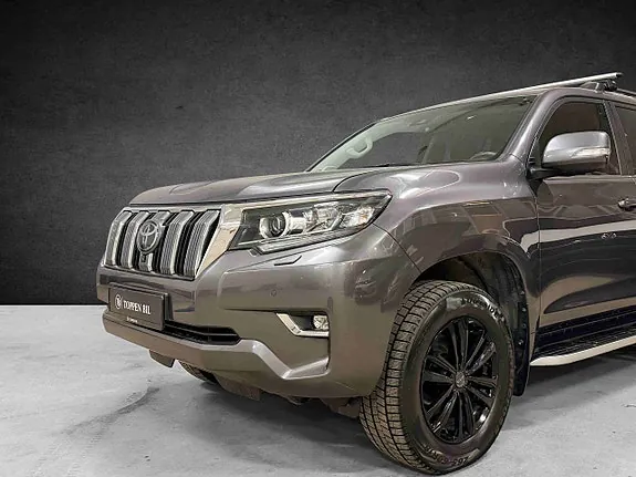 Toyota Land Cruiser 2023 photo 2