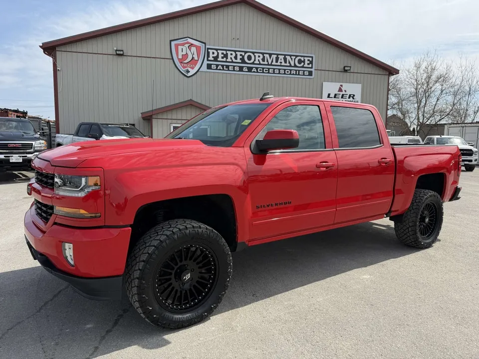 Chevrolet Silverado 1500 2018 photo 3