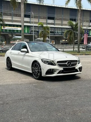 Mercedes-Benz C300