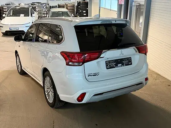 Mitsubishi Outlander 2020 photo 4