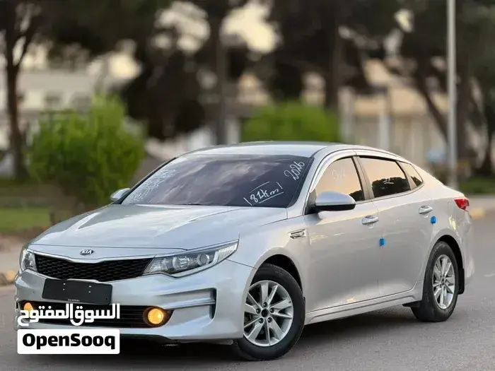 Kia K5 2017 photo 2