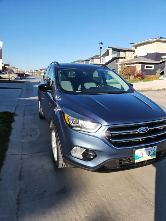 Ford Escape 2018 photo 3