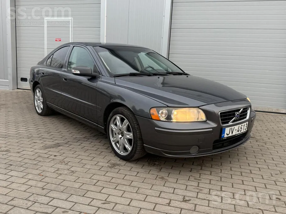 Volvo S60 2008 photo 3
