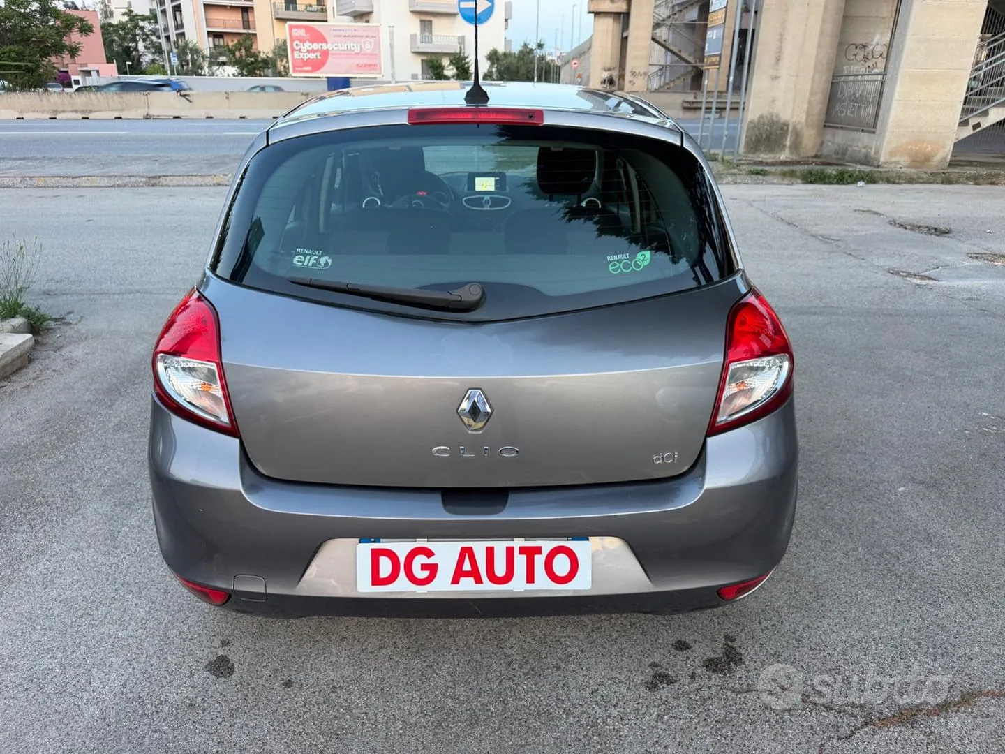 Renault Clio 2012 photo 5