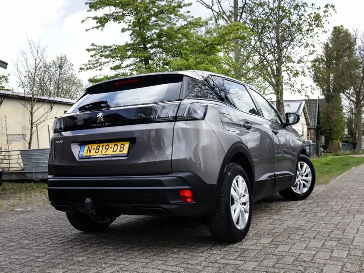 Peugeot 3008 2021 photo 2