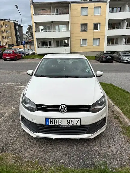 Volkswagen Polo 2013 photo 2