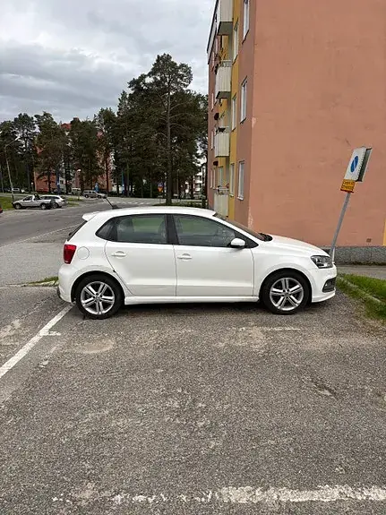 Volkswagen Polo 2013 photo 4