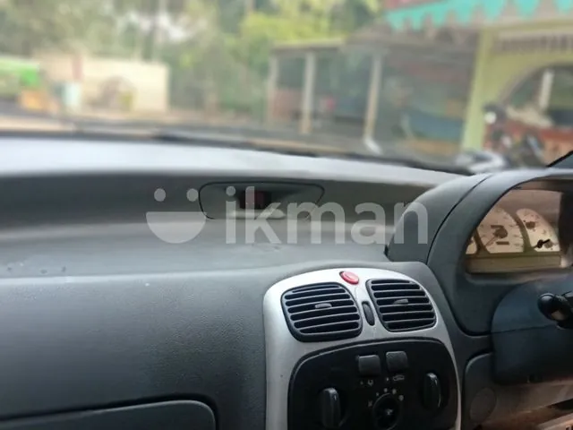 Tata Indica 2003 photo 4