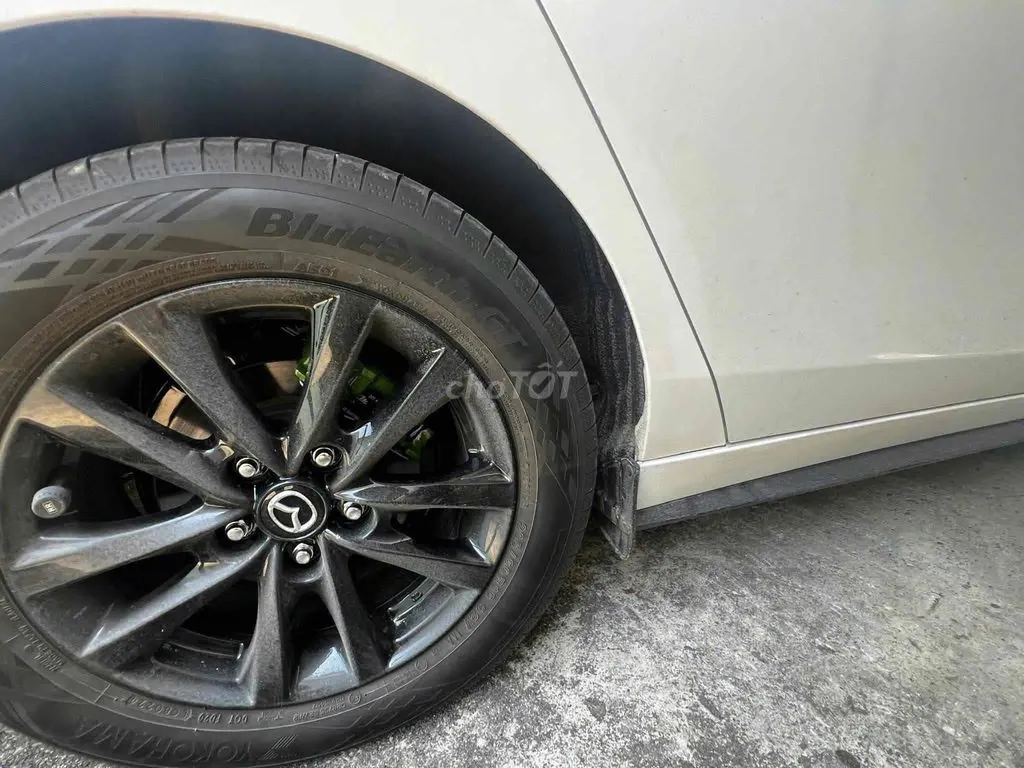 Mazda 3 2024 photo 2
