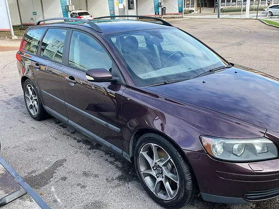Volvo V50