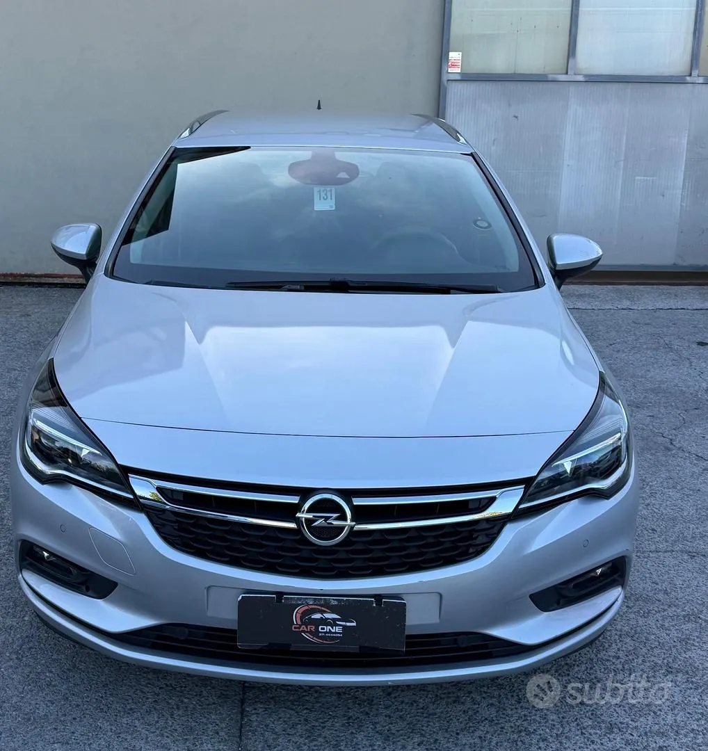 Opel Astra 2019 photo 2