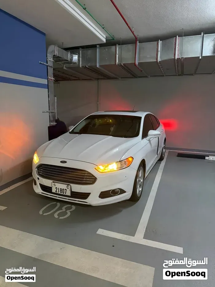 Ford Fusion 2015 photo 2