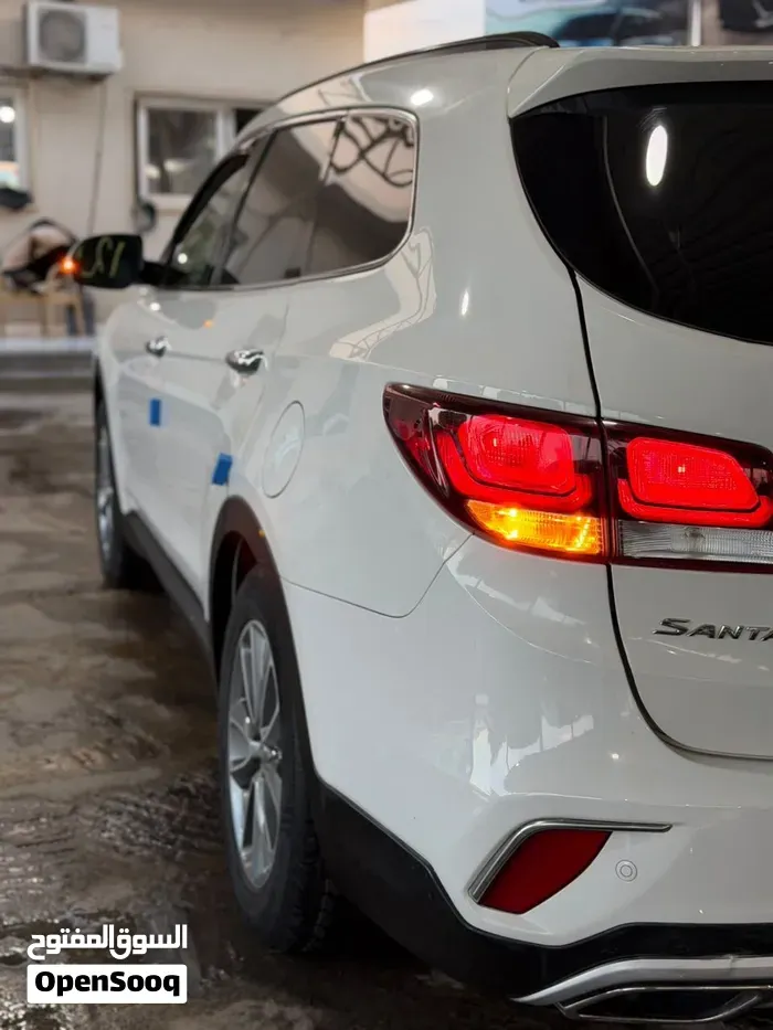Hyundai Santa Fe 2018 photo 4