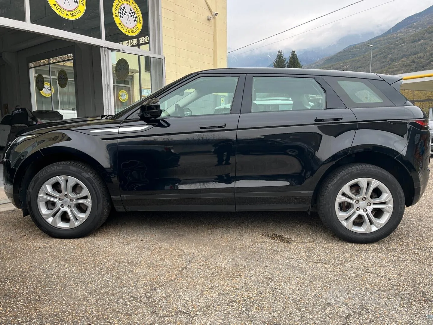 Land Rover Range Rover Evoque 2019 photo 3