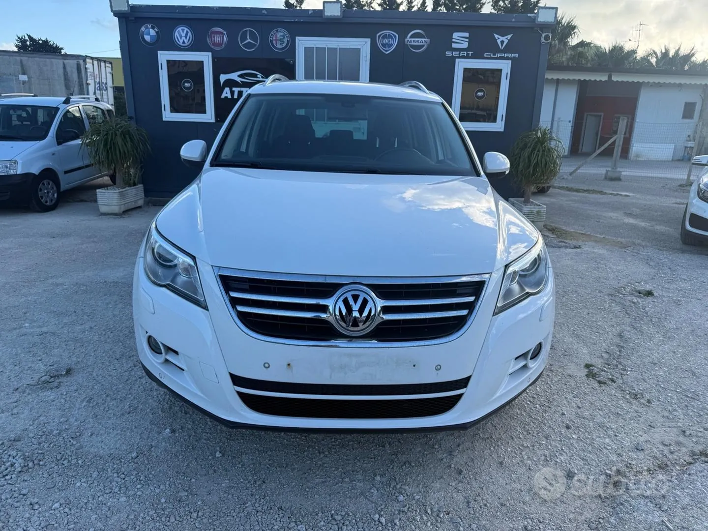 Volkswagen Tiguan 2010 photo 2