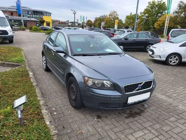 Volvo S40 2004 photo 4