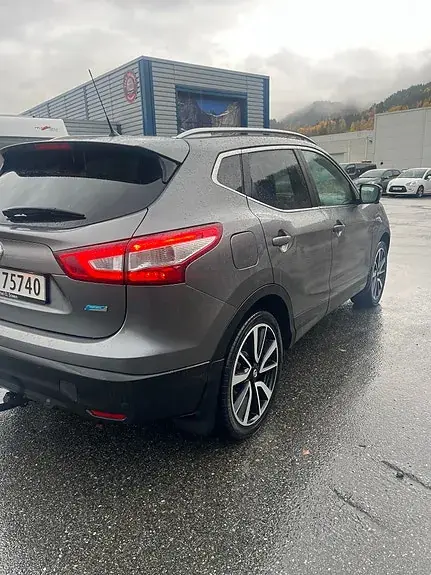 Nissan Qashqai 2015 photo 5