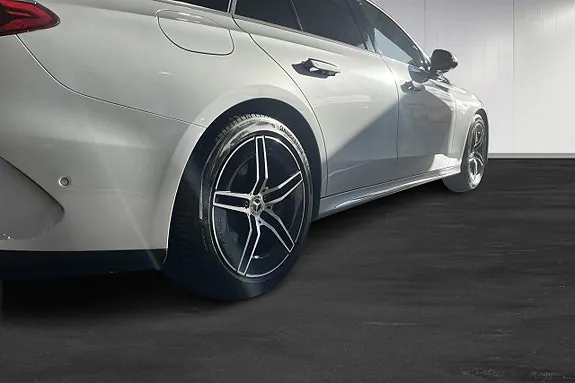 Mercedes-Benz E300 E 2024 photo 5