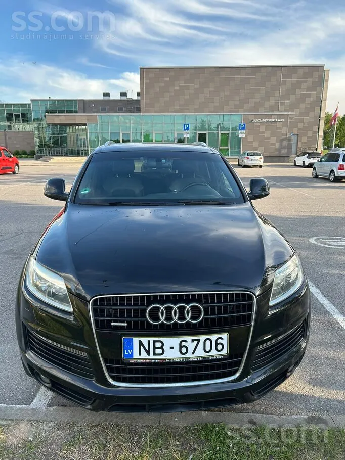 Audi Q7