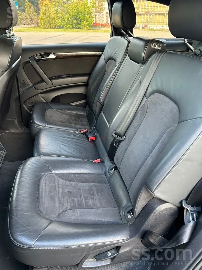 Audi Q7 2008 photo 4