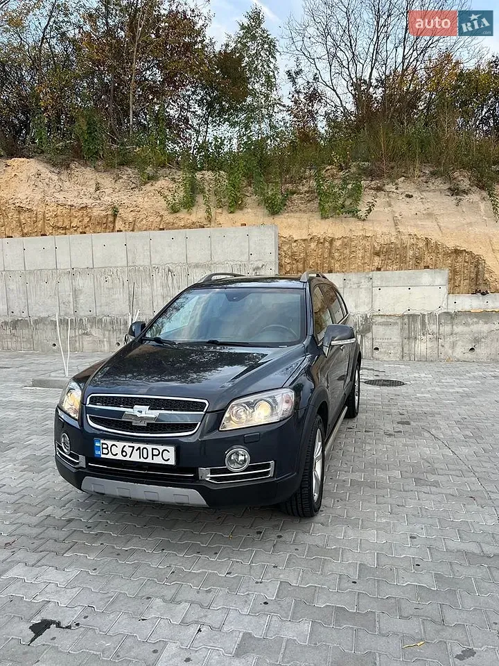 Chevrolet Captiva 2008 photo 2