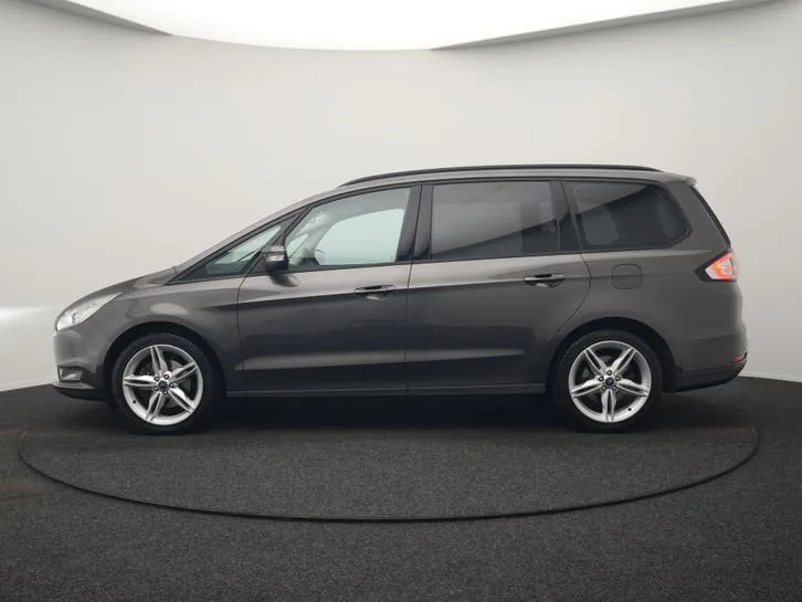 Ford Galaxy 2016 photo 2