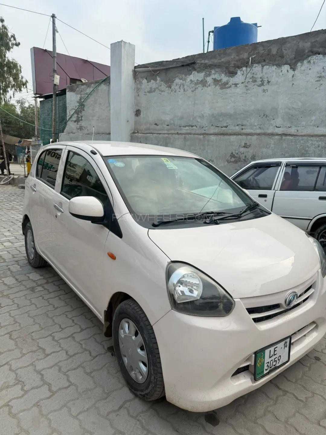 Daihatsu Mira