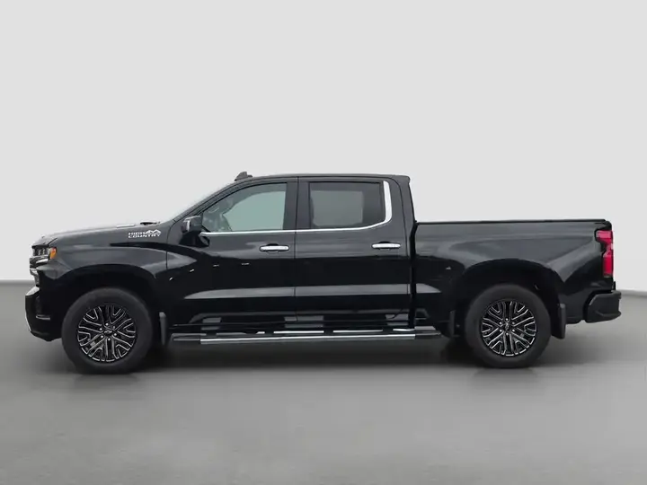 Chevrolet Silverado 1500 2021 photo 3