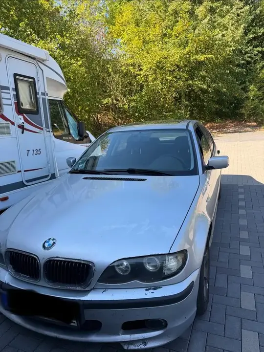 BMW 318I