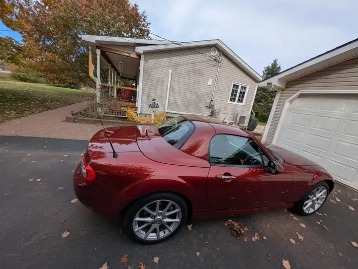 Mazda Mx-5 2009 photo 2