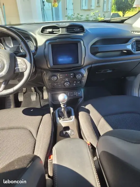 Jeep Renegade 2019 photo 3