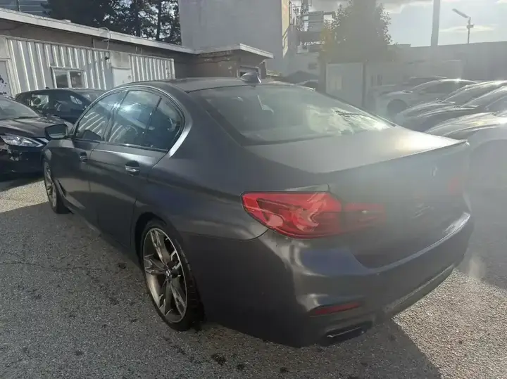 BMW 5 Series 2018 photo 3