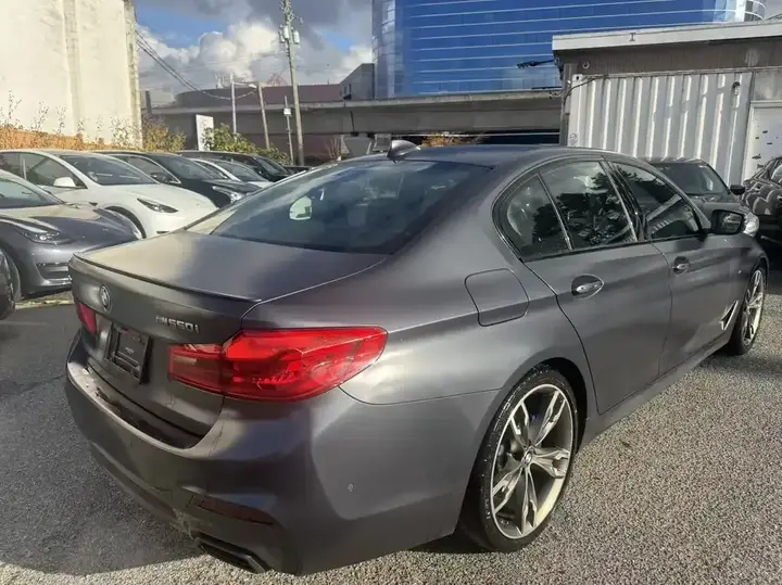 BMW 5 Series 2018 photo 5