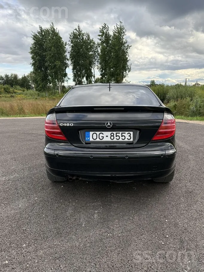 Mercedes-Benz C180 2002 photo 4
