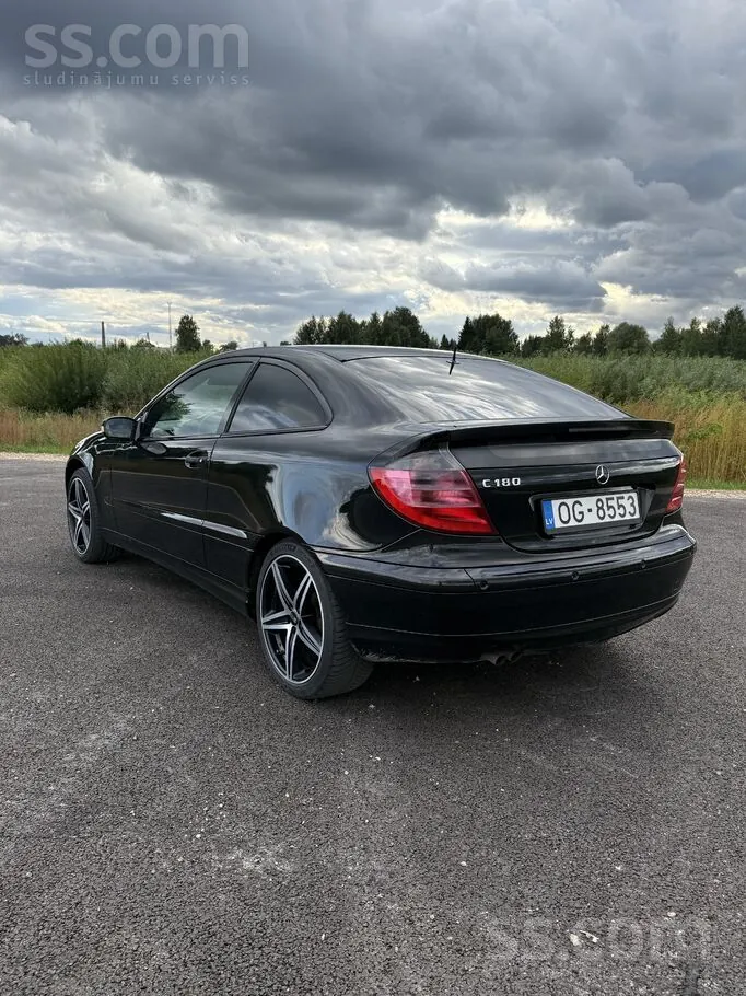 Mercedes-Benz C180 2002 photo 5