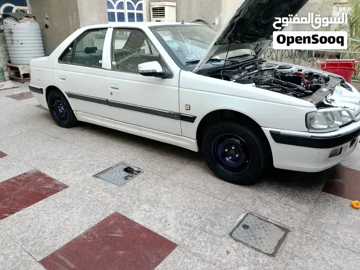 Peugeot 405