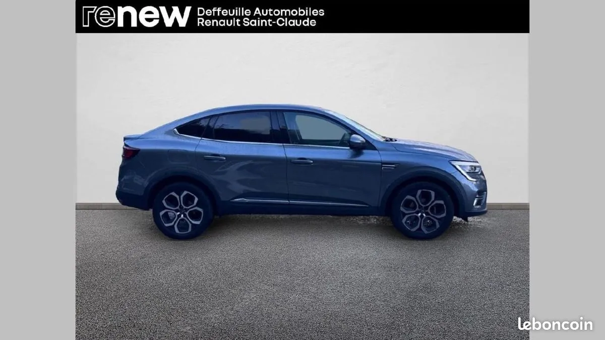 Renault Arkana 2023 photo 2