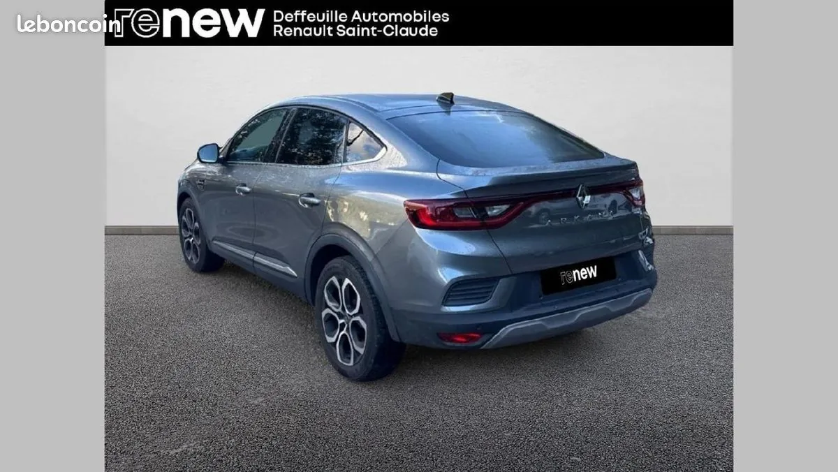 Renault Arkana 2023 photo 3
