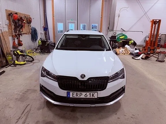 Skoda Superb 2024 photo 3