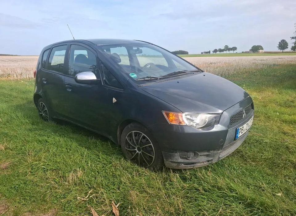 Mitsubishi Colt
