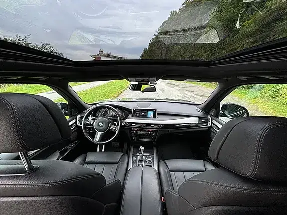 BMW X5 2018 photo 2