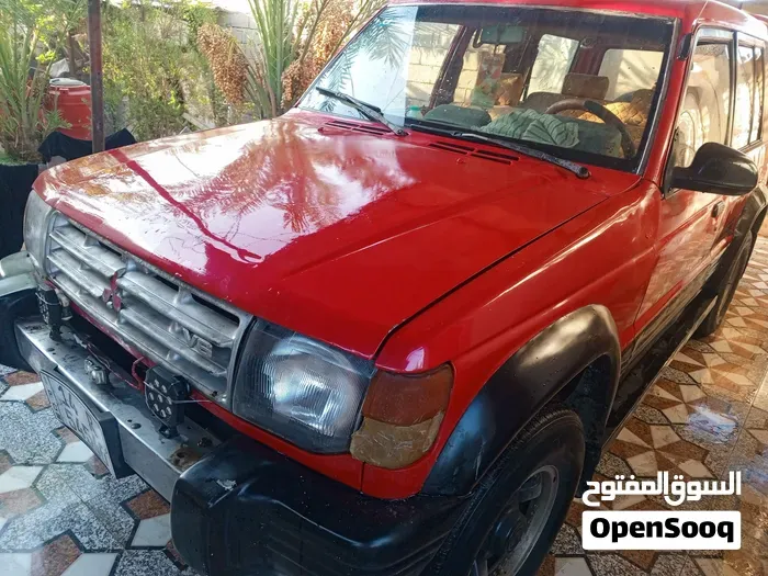 Mitsubishi Pajero 1997 photo 2