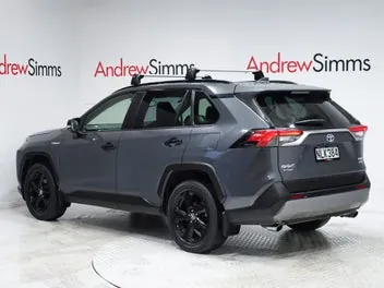Toyota Rav4 2021 photo 3