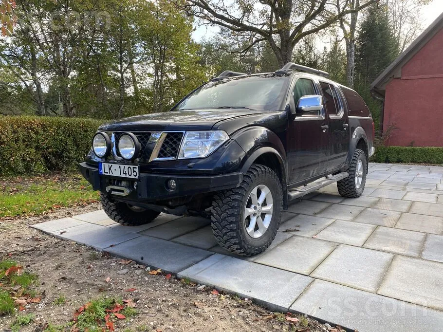 Nissan Navara 2009 photo 2