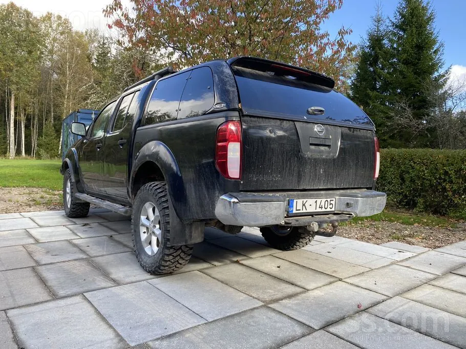 Nissan Navara 2009 photo 5