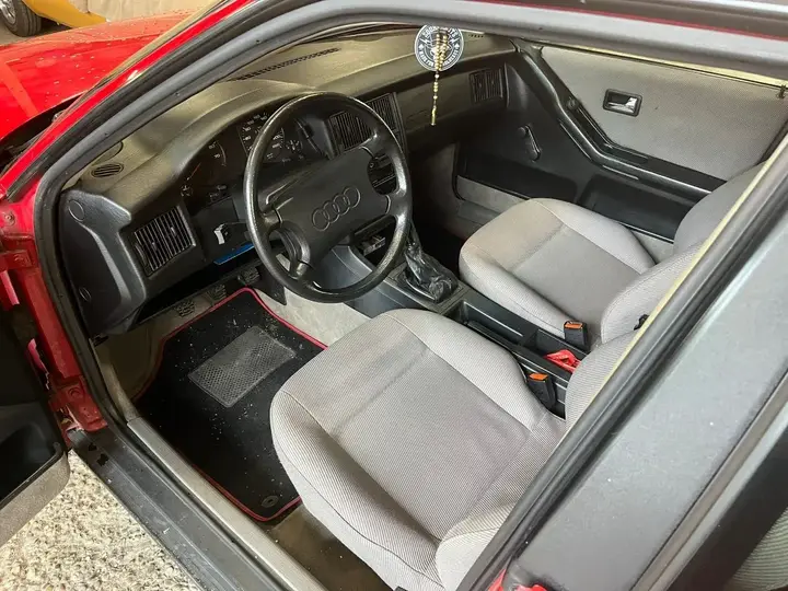 Audi 80 1988 photo 2