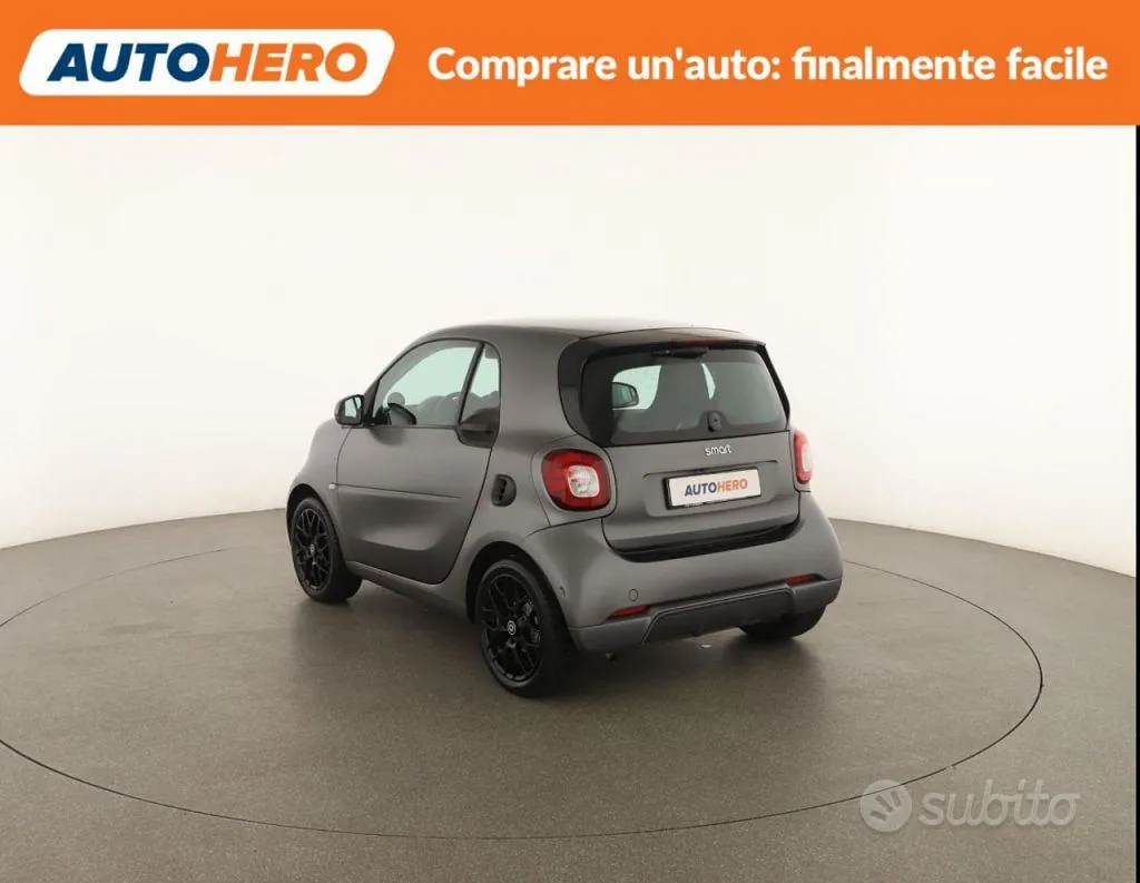 Smart Fortwo 2019 photo 4