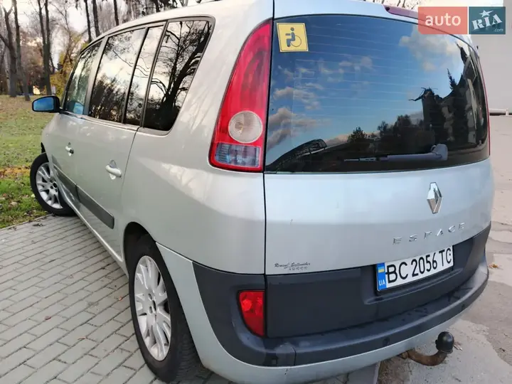 Renault Espace 2004 photo 2