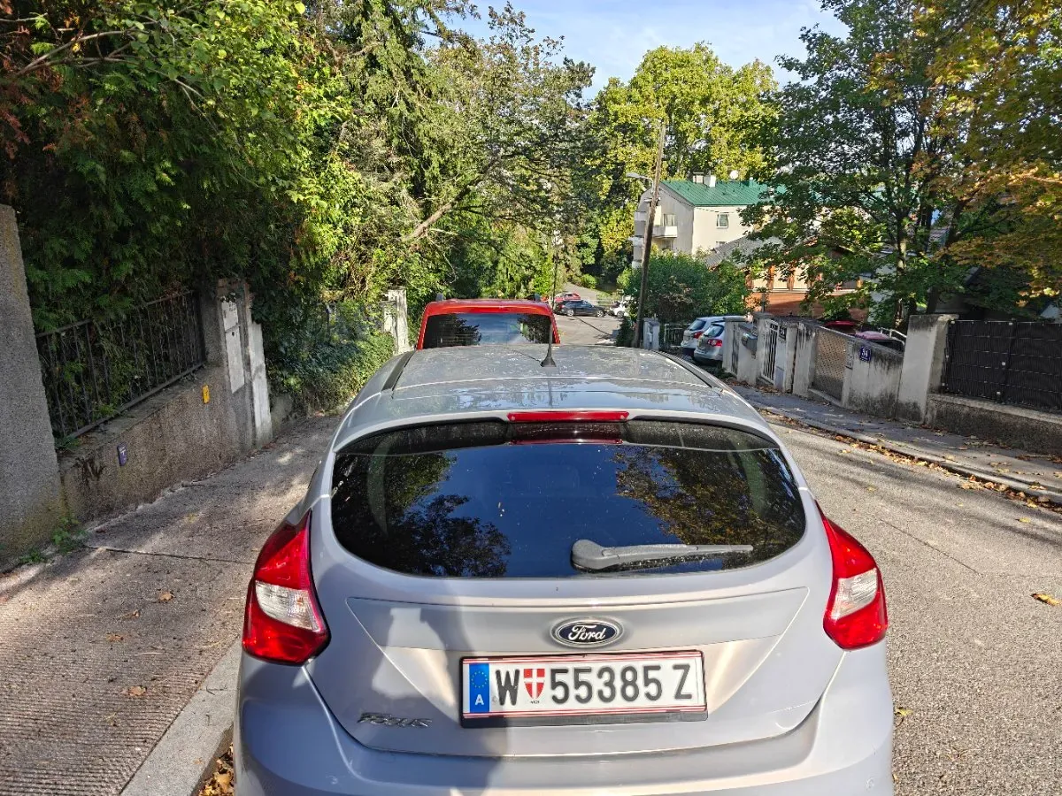 Ford Focus 2011 photo 3